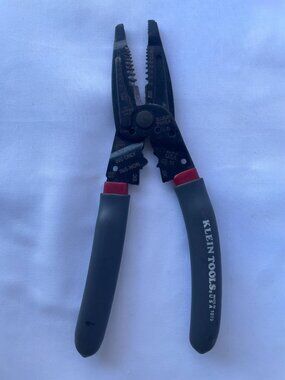 Klein Tools 1019-SEN Klein-Kurve Multi-Tool – Wire Stripper & Crimper -Pre-owned